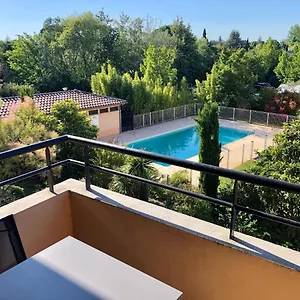 Petite Venise Provençale LʼIsle-sur-la-Sorgue